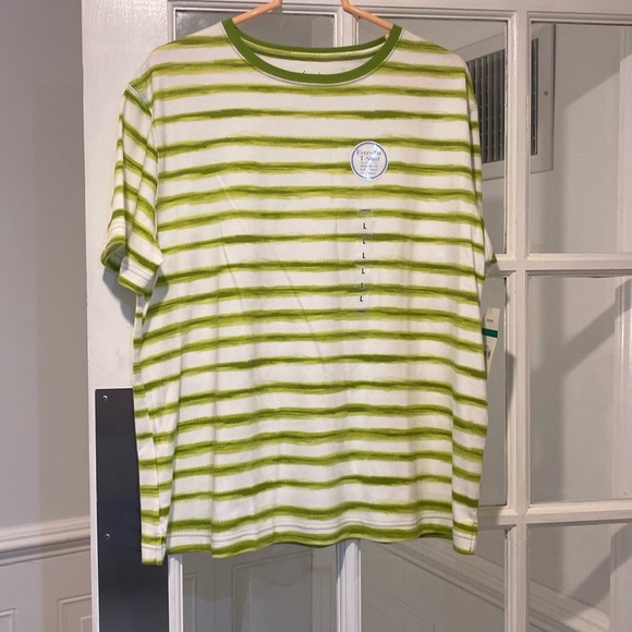 Kim Rogers Tops - Kim Roger’s size Large top New With Tags